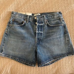 AGOLDE Parker long short loose vintage short NWT